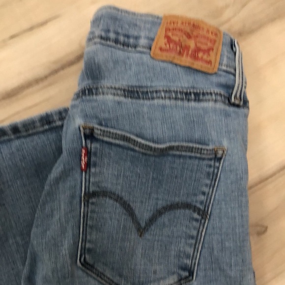 Levi’s Slimming Stretch Skinny Fit - Picture 4 of 5